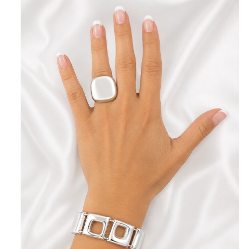 Sterling silver Bulky solid square shaped ring 19mm wide