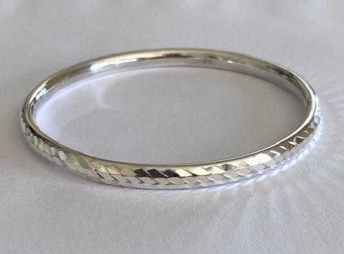 Sterling silver diamond cut bangle 6mm wide