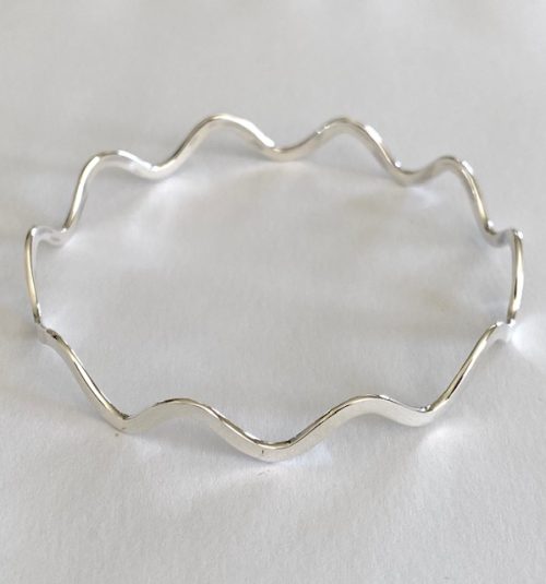 Sterling silver wave shape bangle
