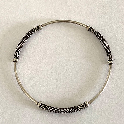 Sterling silver tribal design wired ball design bangle 4mm wide