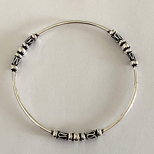 Sterling silver tribal ball classic design bangle 5mm wide