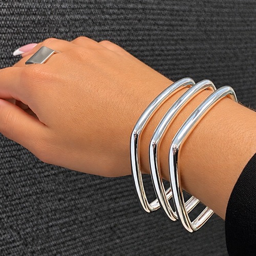 Sterling silver Square cube shape bangle 6mm wide - Image 2
