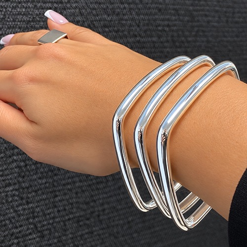 Sterling silver Square cube shape bangle 6mm wide - Image 3
