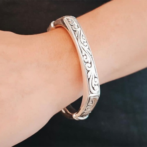 Sterling silver fillagree pattern square hinge clip bangle 8mm wide