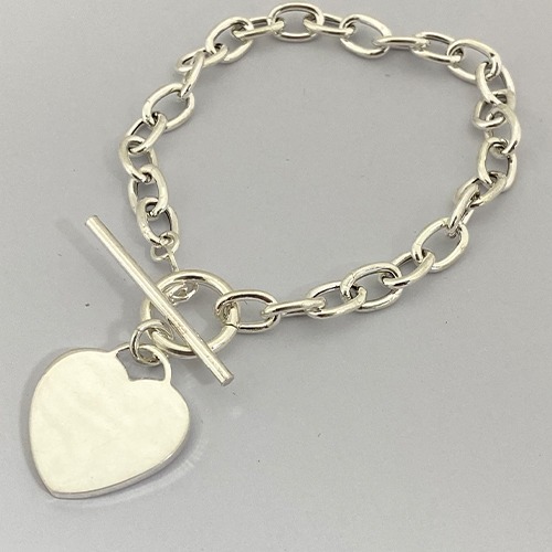 Sterling silver belcher bracelet with heart charm