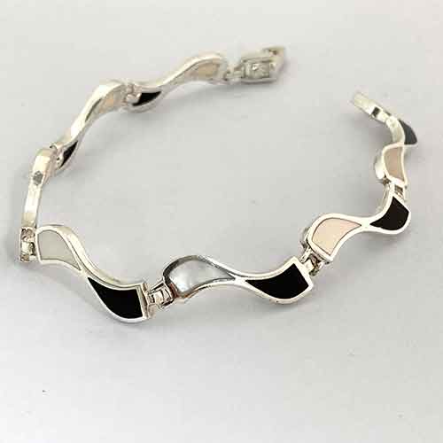 Sterling silver mother of pearl & black agate wave link bracelet