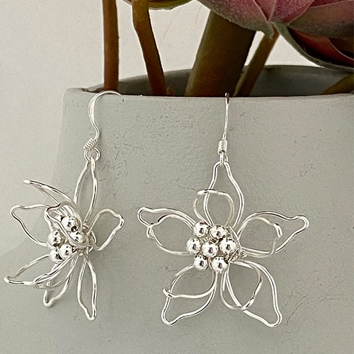 Sterling silver flower wire design earrings 40mm long
