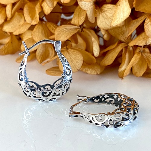 Sterling silver fillagree design small hoop earrings 25mm size