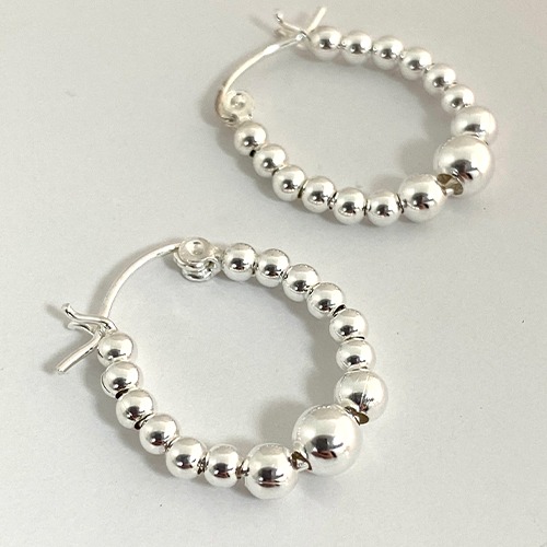 Sterling silver classic small balls oval hoop earrings 20mm size