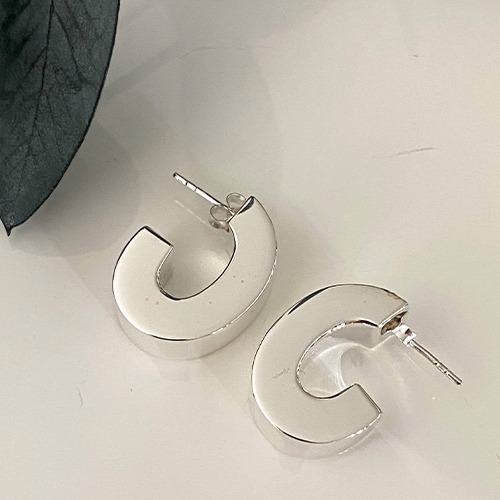 Sterling silver medium modern oval hoop earrings 21mm long