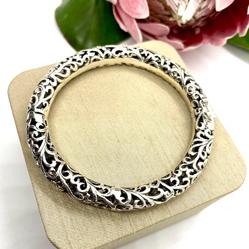 Sterling silver fillagree round clip bangle - Image 2
