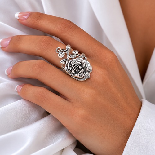 Sterling silver magical roses design ring 35mm wide