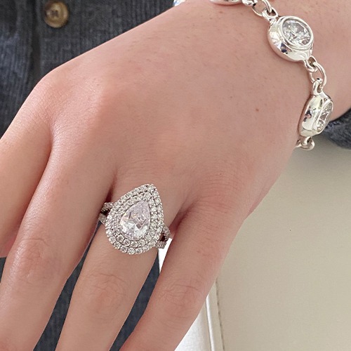 Sterling silver radiant Pear shape white cubic zirconia ring 20mm wide