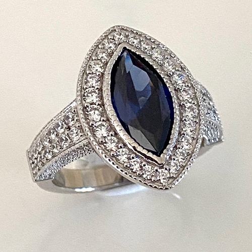 Sterling silver teardrop shape blue tanzanite cubic zirconia ring 18mm wide - Image 2
