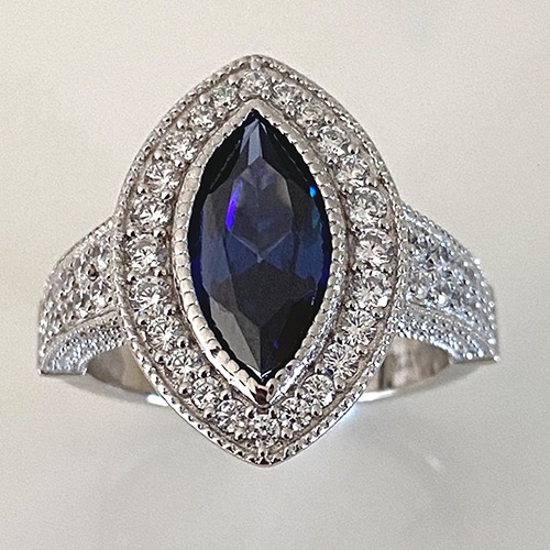 Sterling silver teardrop shape blue tanzanite cubic zirconia ring 18mm wide - Image 3