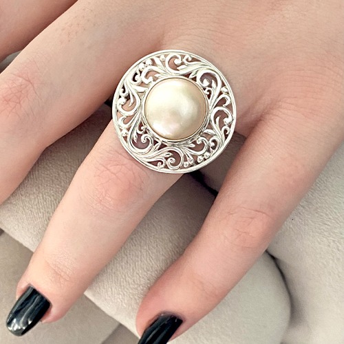 Sterling silver fillagree frame white Mabe pearl ring 26mm wide