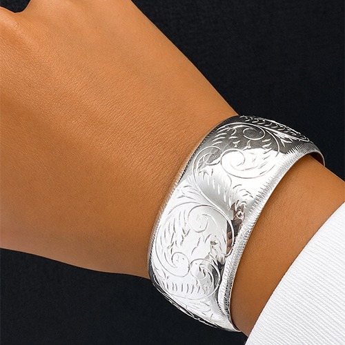 Sterling silver engraved vintage pattern wide clip on bangle 30mm wide