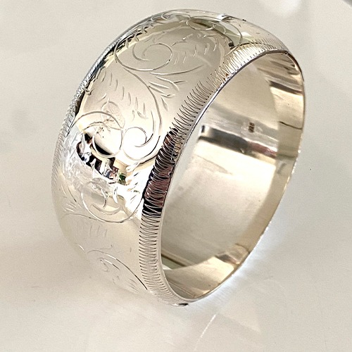 Sterling silver engraved vintage pattern wide clip on hinge bangle 30mm wide
