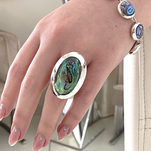 Sterling silver Abalone shell bold oval shape ring 39mm wide