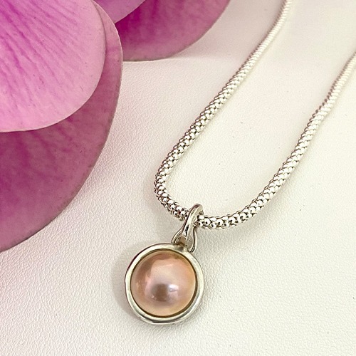 Sterling silver peach classic mabe pearl small round pendant 25mm long