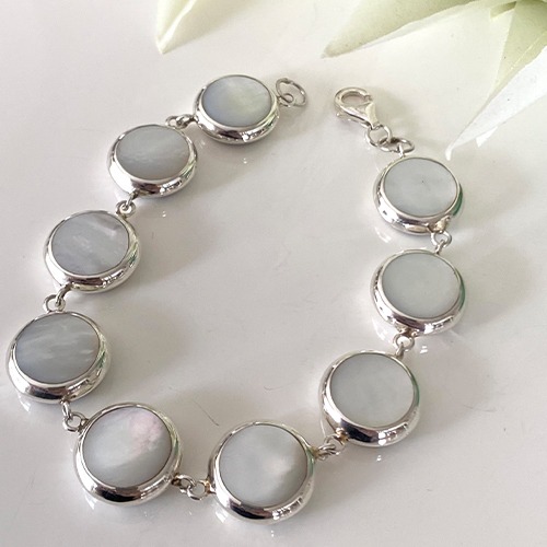 Sterling silver round shape mother of pearl silver bracelet 15mm wide
