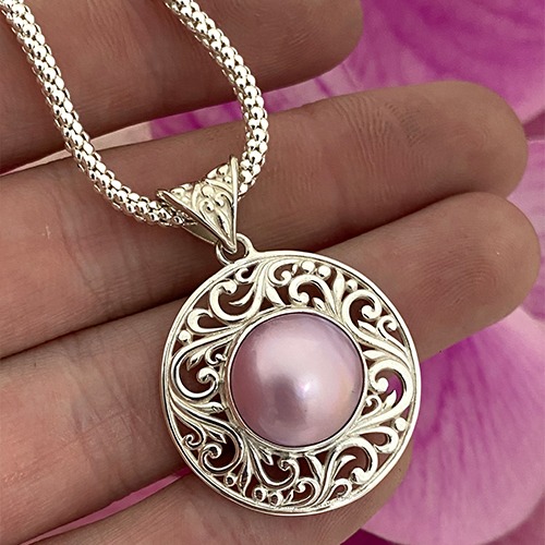 Sterling silver fillagree pattern pink mabe pearl round pendant 35mm size