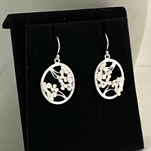 Sterling silver oval bunch of flowers design hanging earrings 35mm long