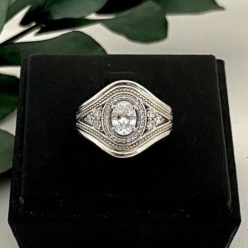 Sterling silver vintage oval halo white cubic zirconia band ring 16mm wide