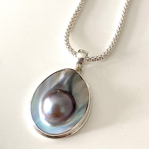 Sterling silver grey blue oval shape blister mabe pearl pendant 45mm long