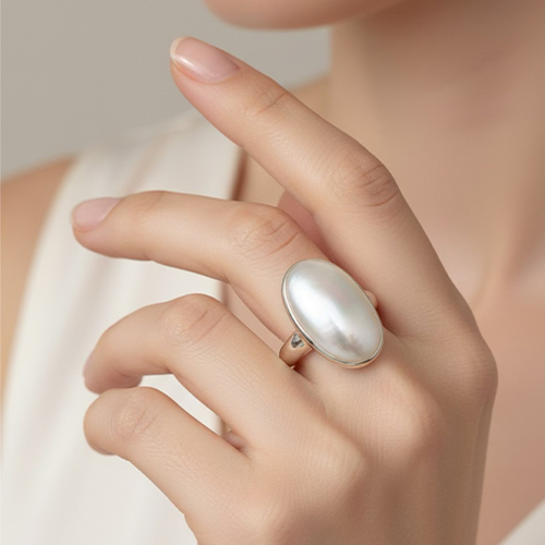Sterling silver classic oval Filipino mabe pearl band ring 22mm wide