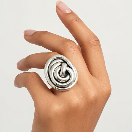 Sterling silver bulky oval shape knot design ring 28mm wide