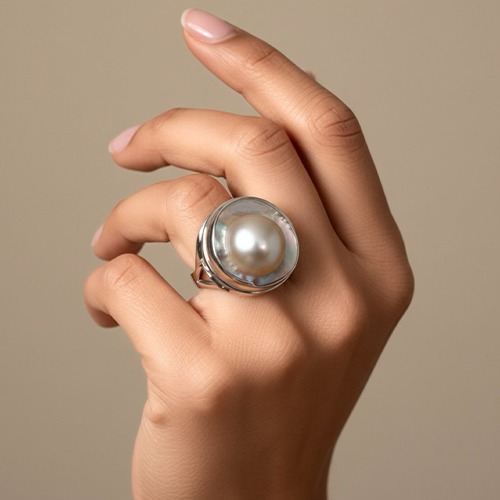 Sterling silver classic cream blister mabe pearl ring 22mm wide