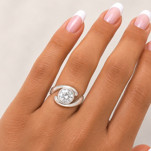 Sterling silver Florentia design cubic zirconia band ring 14mm wide