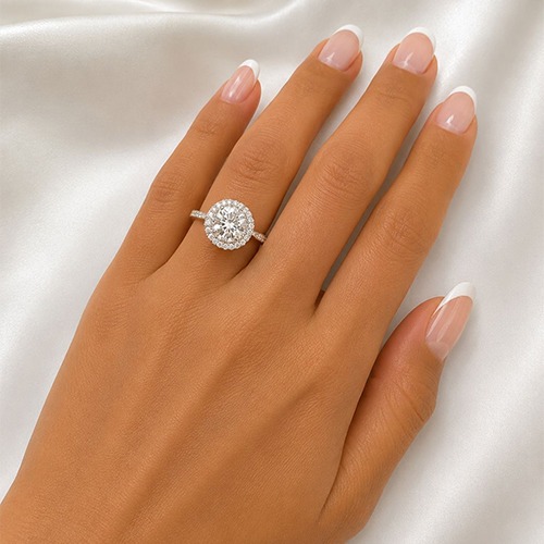 Sterling silver 1.00ct Brilliant round setting Moissanite ring 11mm wide - Image 3