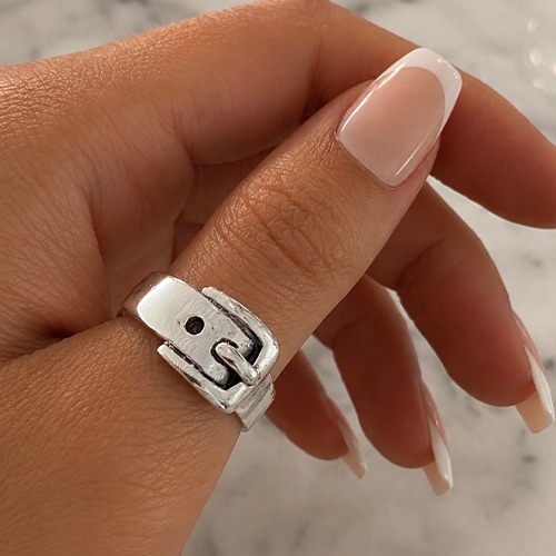 Sterling silver Belt design solid band ring 10mm wide - Image 2