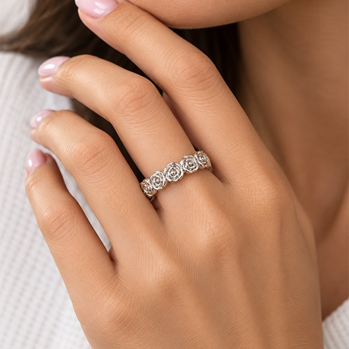 Sterling silver Rosie design eternity band stacking ring 4mm wide - Image 3